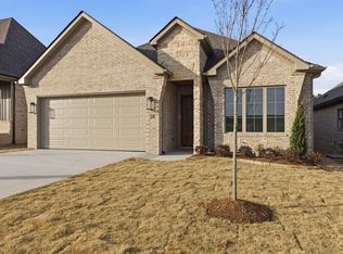 18 Mountain Brook Rd, Little Rock, AR 72223