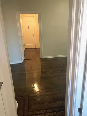 Rented by Silverstreet RE LLC | media 8