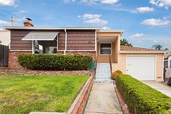 Exterior 1 :: 19268 Almond Roa