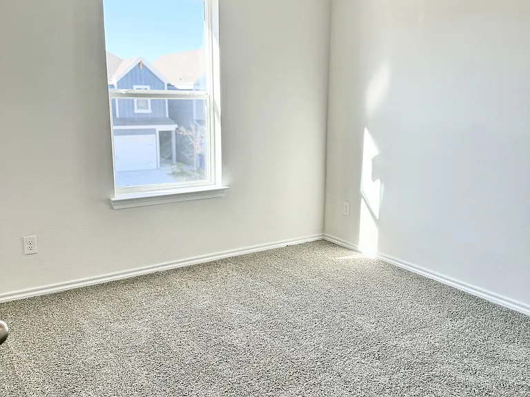 7007 Moonflower Ln — Photo 4