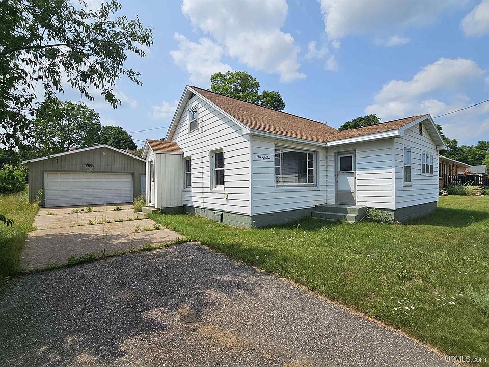 1st image of 155 Stoneville Rd