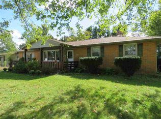4309 E Bluegrass Dr, Muncie, IN 47303