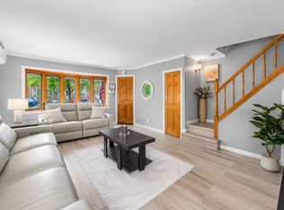 20-59 33rd St #1, Astoria, NY 11105