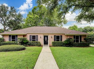 7919 Skyline Dr, Houston, TX 77063