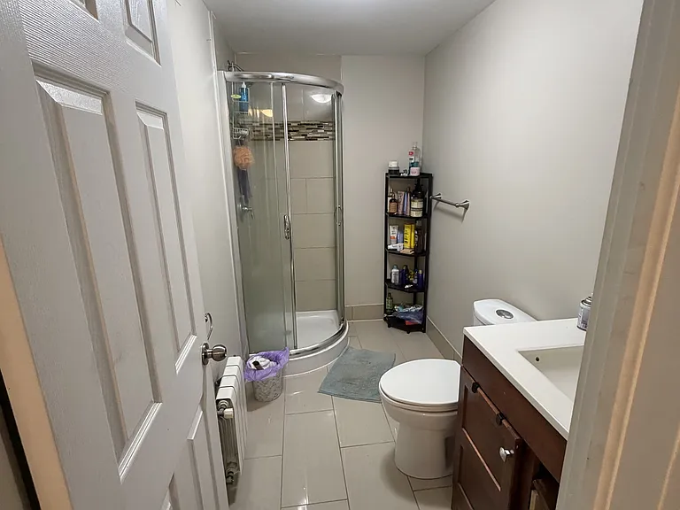 466 Nelson St #3 — Photo 5