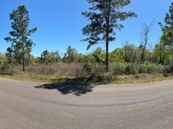 5616 Tall Pine Rd, Navasota, TX 77868