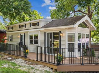 26090 223rd Ave, Delhi, IA