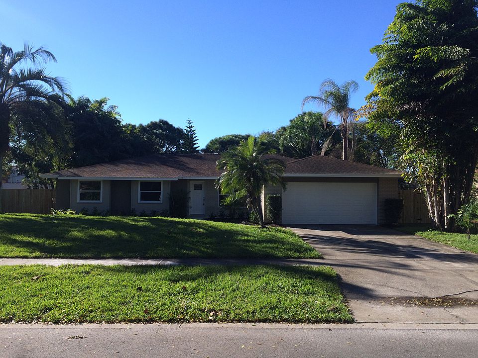 1st image of 8197 Bluestar Cir