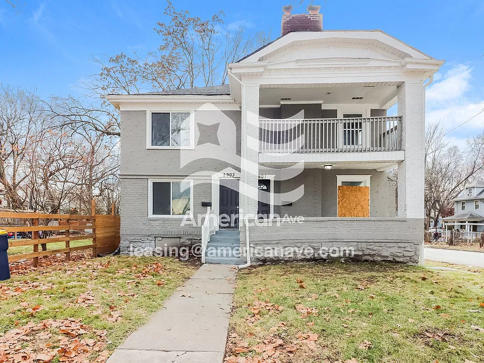 2901 E 33rd St #2903