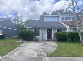 2420 Seabury Pl N, Jacksonville, FL 32246