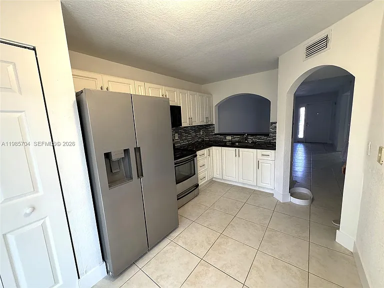 1260 SE 28th Ct #104 — Photo 11