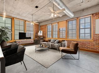 2615 Washington Blvd APT 301, Saint Louis, MO 63103