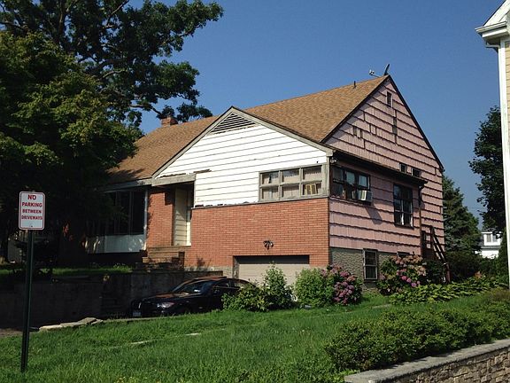 3rd image of 11 Richardson Pl