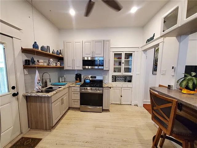 2951 Maurepas St — Photo 20