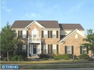 4 Henlopen Ct, Newark, DE 19711