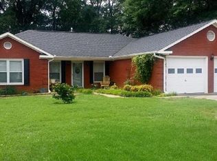 604 Cindy St NE, Hartselle, AL 35640