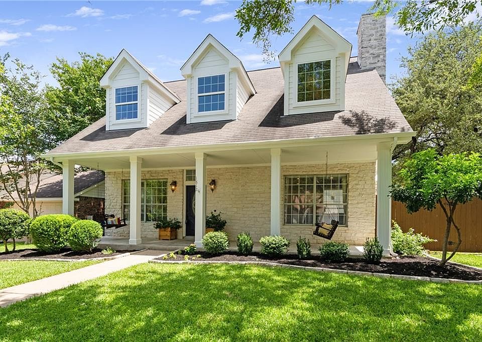 1st image of 1812 Blue Bell Dr