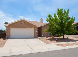 10400 Hackamore Pl SW, Albuquerque, NM 87121