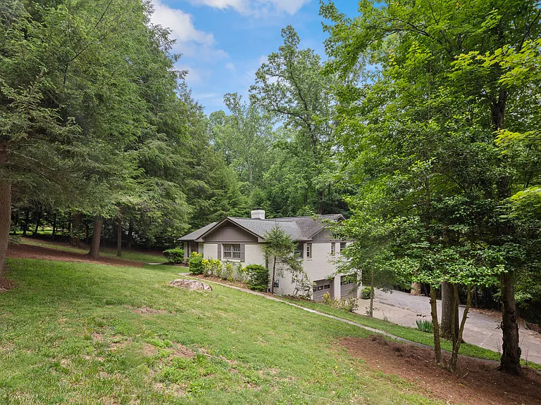 116 Overlook Rd — Photo 31