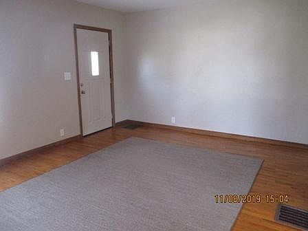 2nd image of 109 S 11th St