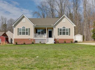 15242 Parkgate Dr, Chester, VA 23831