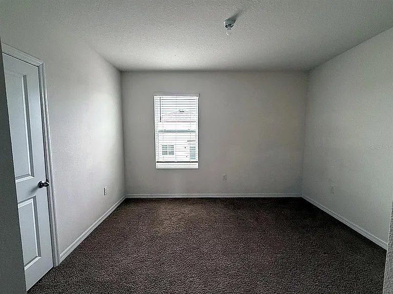 32649 Pez Landing Ln — Photo 31