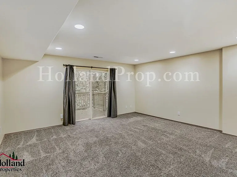 12712 SW Rocky Mountain Ct — Photo 16