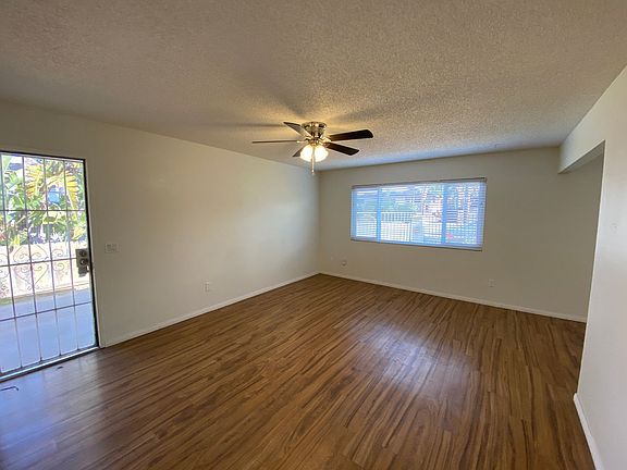 3rd image of 1774-1776 Dahlia Ave #1774
