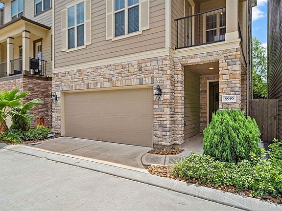 3rd image of 8919 Wind Springs Dr