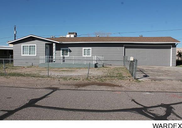 1st image of 891 Sandy Beach Dr