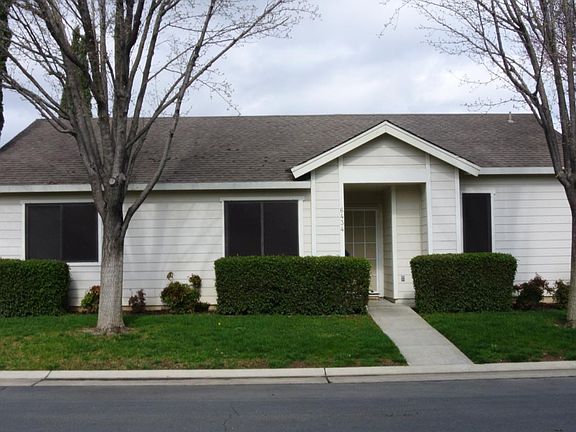 2nd image of 6434 Laguna Mirage Ln