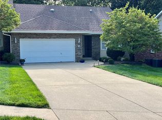 26 Kingston Rd, Collinsville, IL 62234