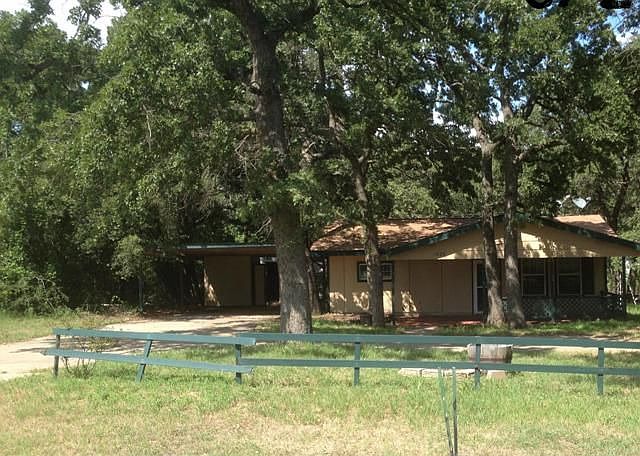 1st image of 1529 Dawn Dr N
