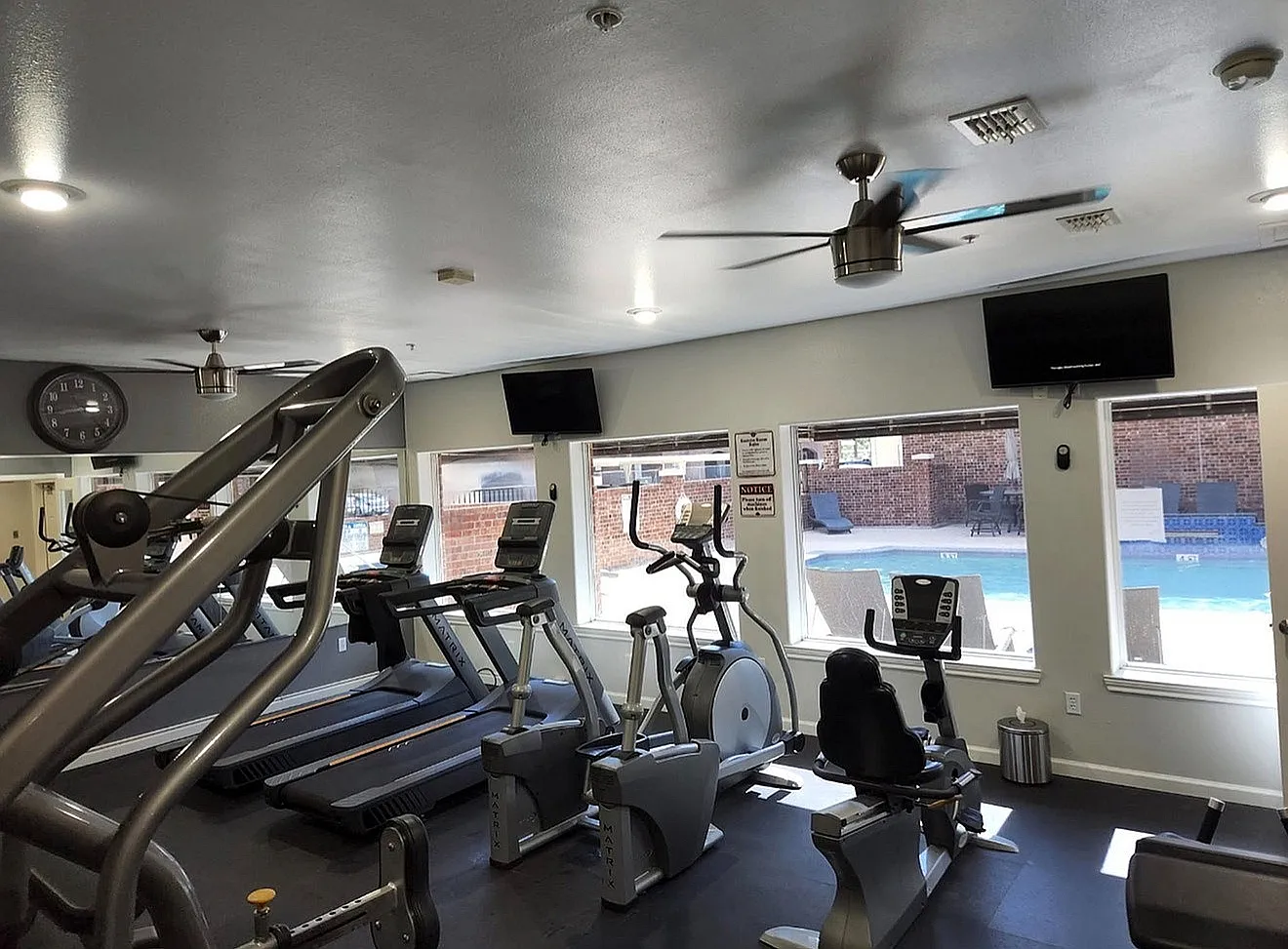 Mission Terrace Apartments — Photo 4