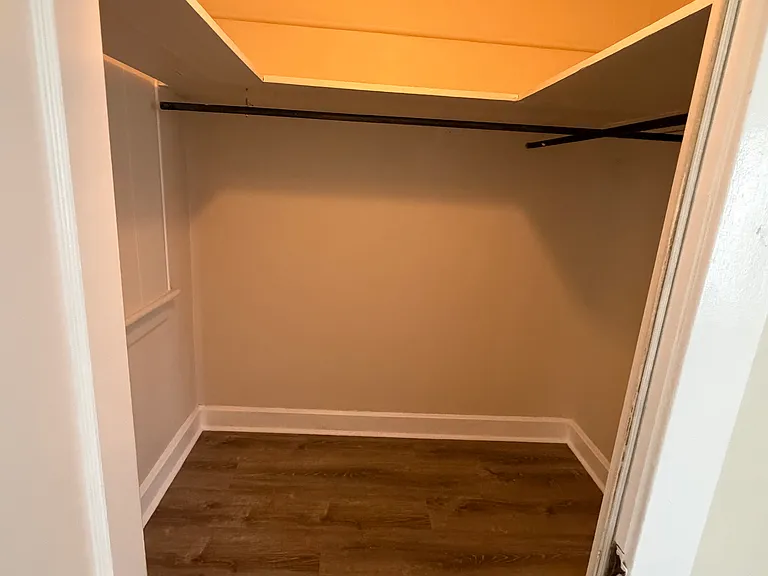 115 N Broad St #1R — Photo 8