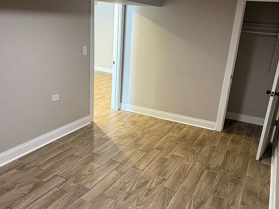 4th image of 1652 S Ridgeway Ave