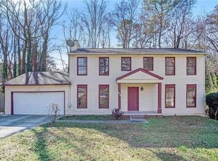 644 Bantry Ln, Stone Mountain, GA 30083