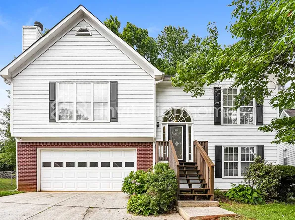 1652 Tunbridge Ln, Lawrenceville, GA 30043