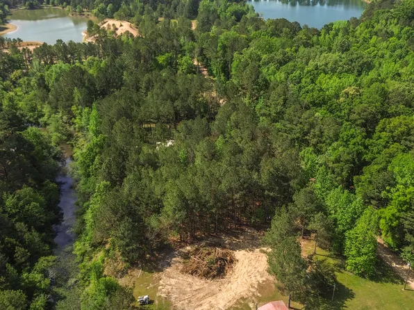 River Oaks, West Pt, MS 39773