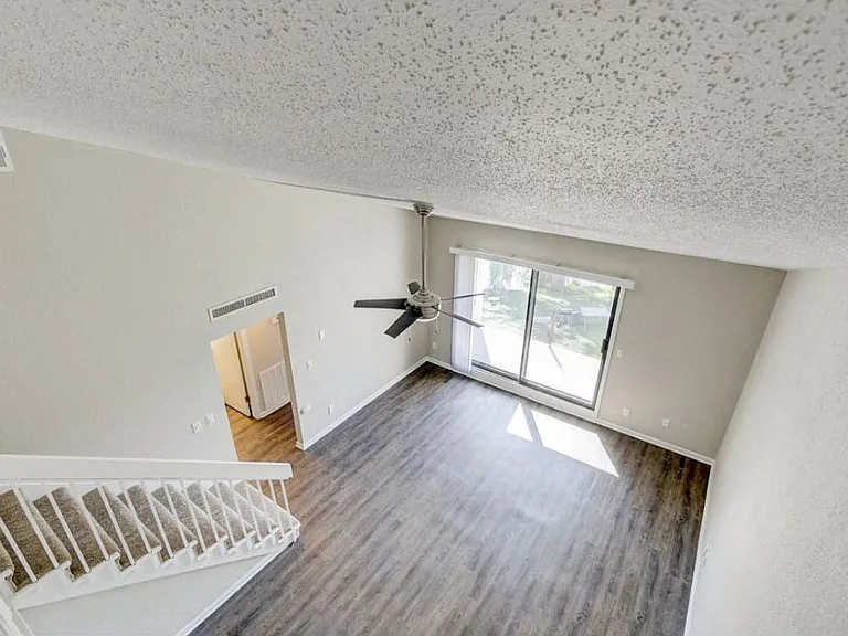 Lake Country Village Apartments — Photo 29