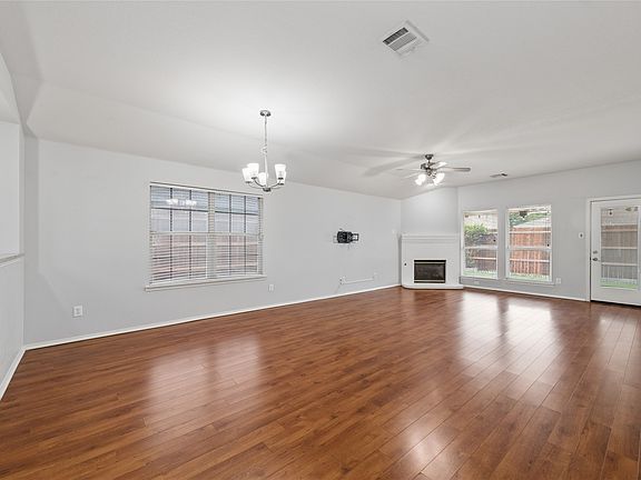 5th image of 4191 Cherry Ridge Dr