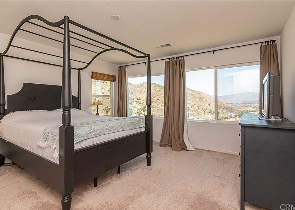 1st image of 24175 Lilac Ln