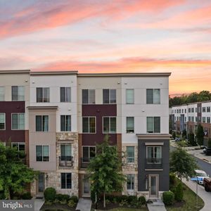 4802 Garden View Ln, Chantilly, VA, 20151