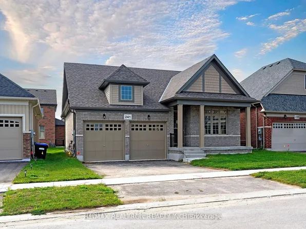 241 Wilcox Dr, Clearview, ON L0M 1S0