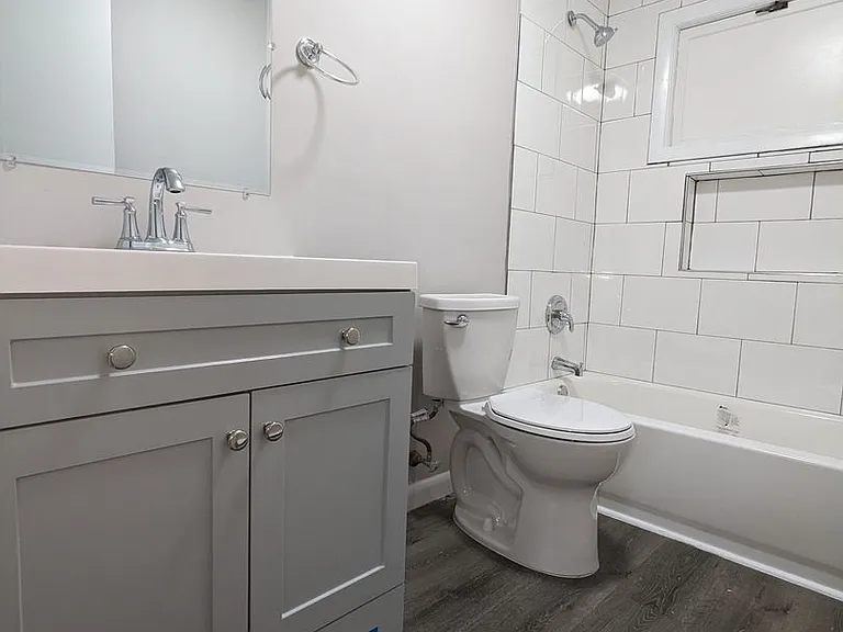 28 Wesley St — Photo 11
