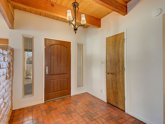 5th image of 3012 La Mancha Dr NW