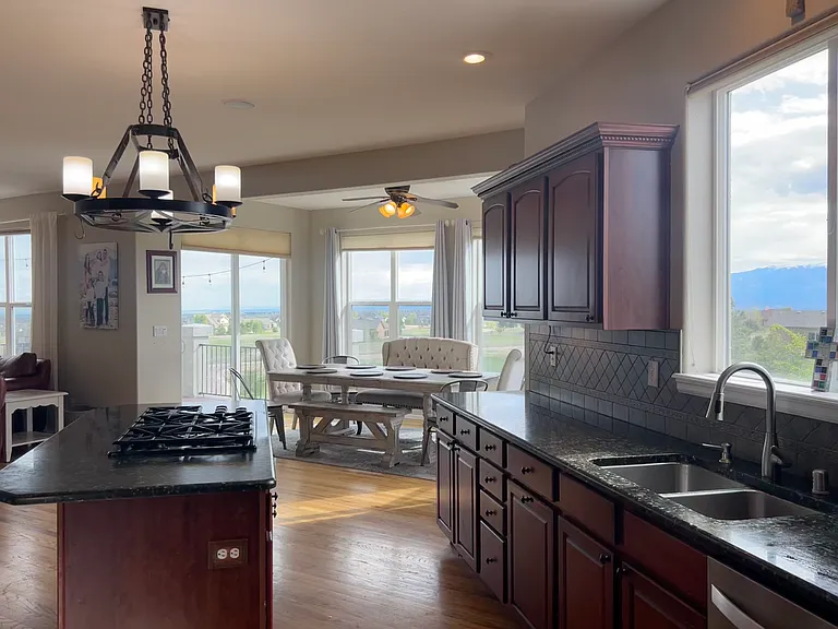 Kitchen and Kitchen Table