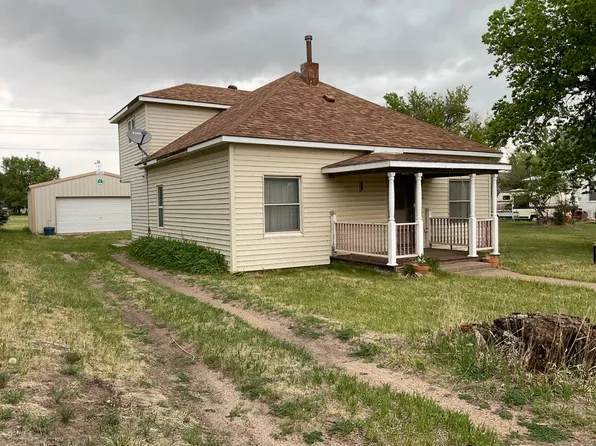 210 W Church St, Lewellen, NE 69147