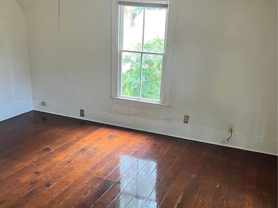 1st image of 214 NW 4th Ave APT 4