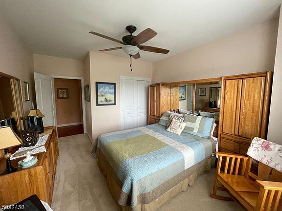4th image of 2307 Conrad Way Unit 2307